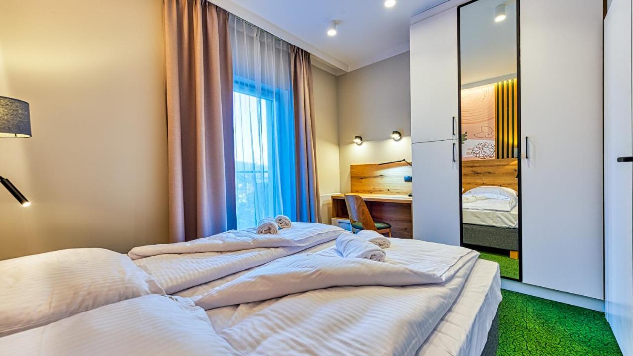 Apartamenty Vip Centrum - Wczasowa 17 By Royal Aparts Swieradow-Zdroj Ngoại thất bức ảnh